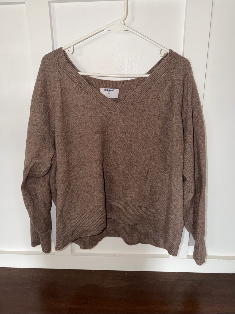 Old Navy Cozy Taupe-Brown V-Neck Sweater
